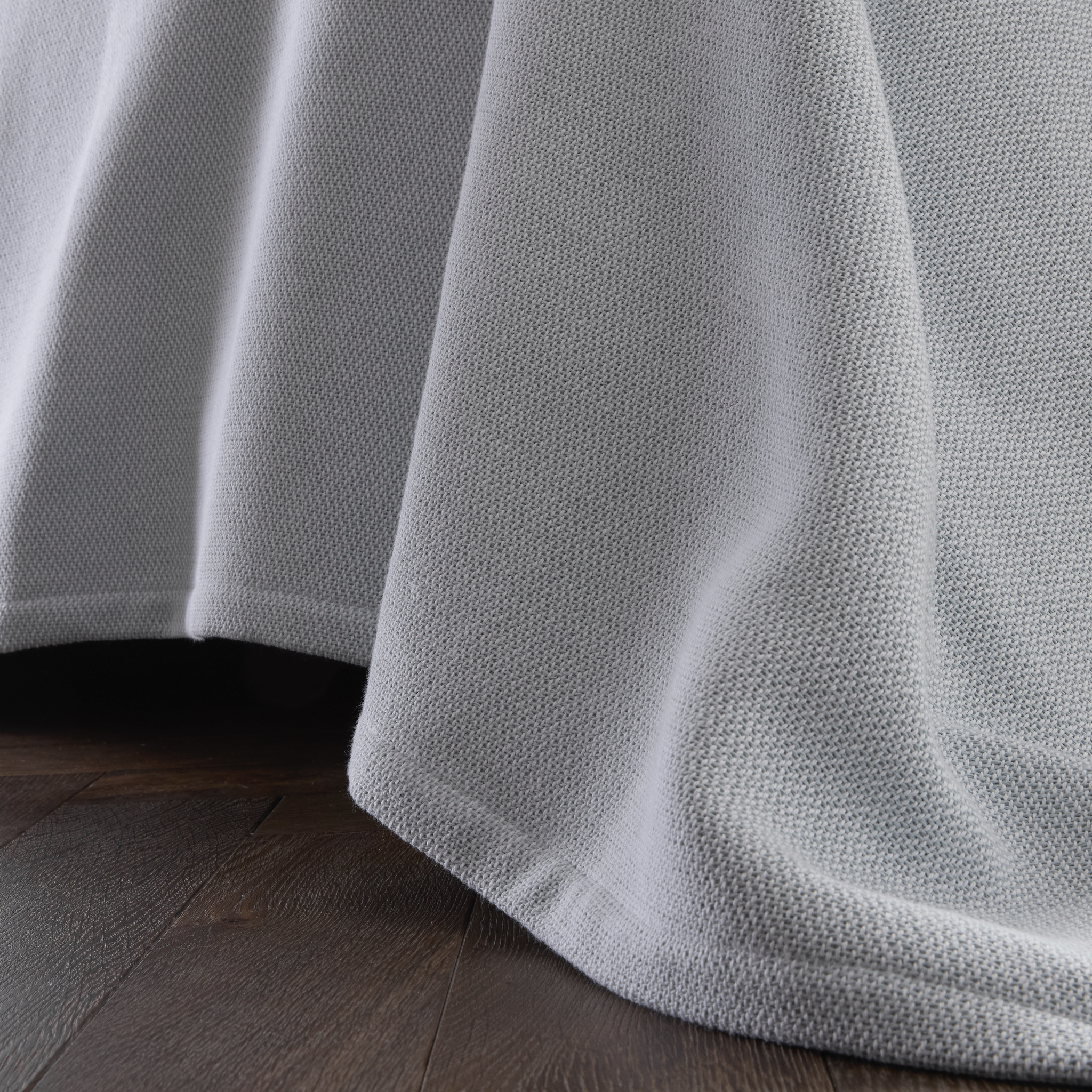 Matouk Costa Mesa Blanket - Charcoal