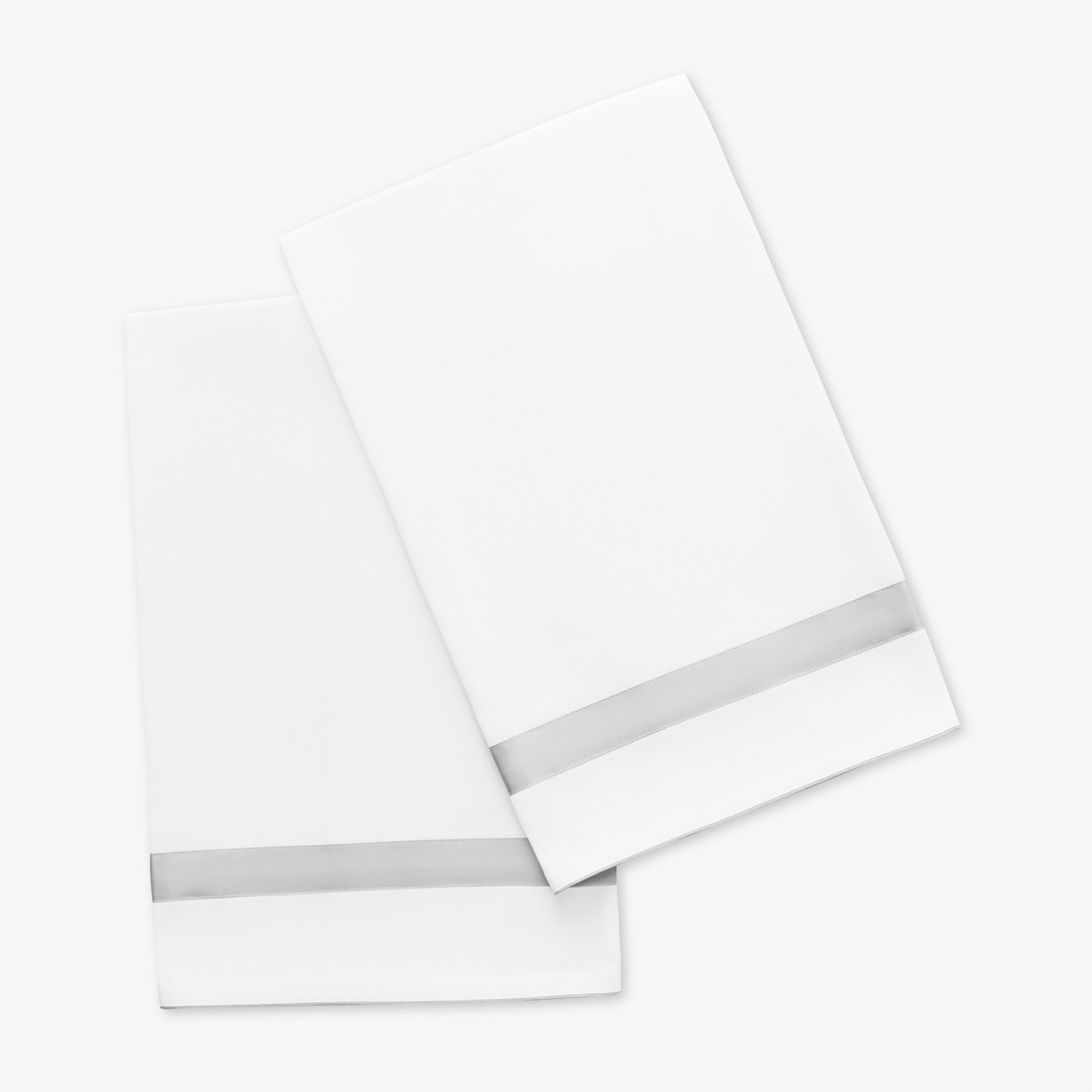 Matouk Lowell Guest Towels - Silver