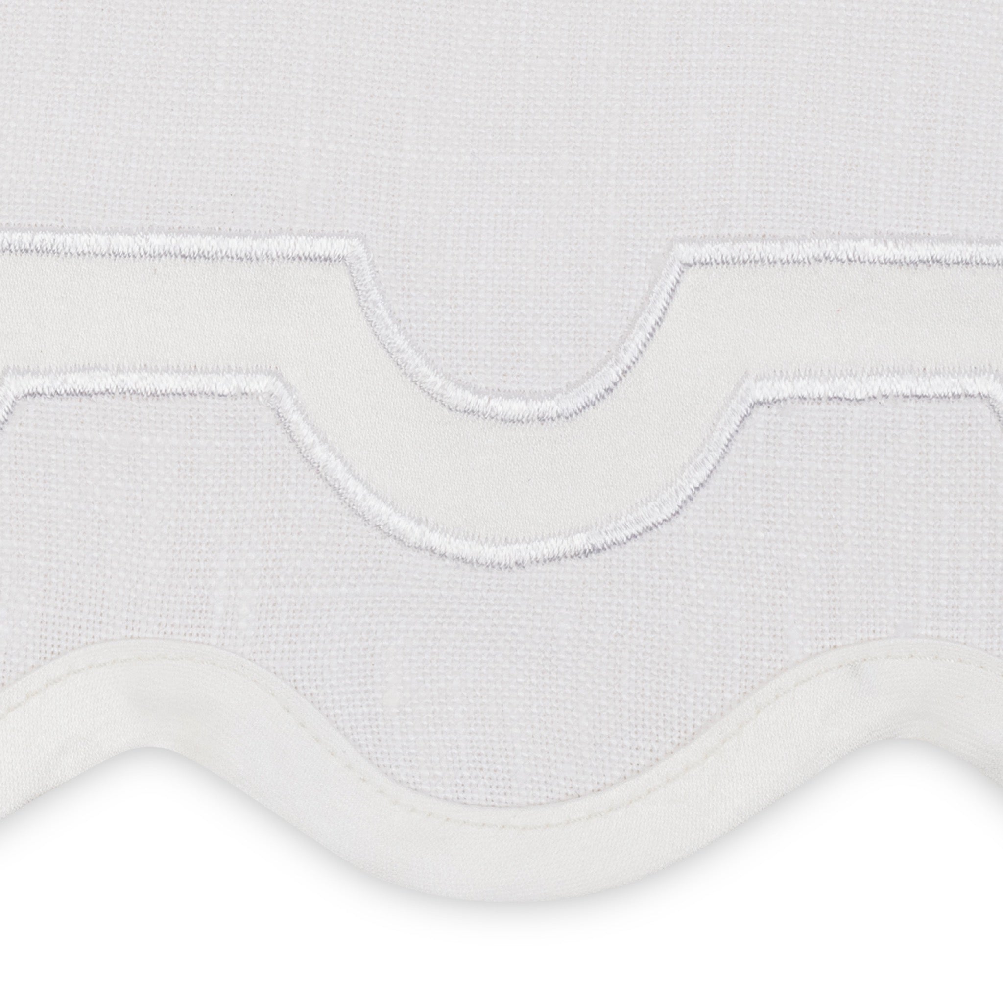 Matouk Mirasol Guest Towels - White/Bone
