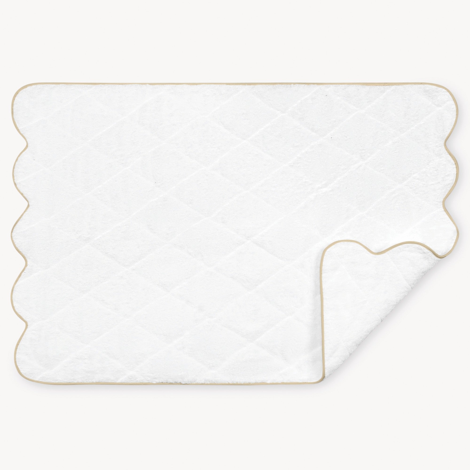 Matouk Cairo Scallop Bath Towels and Mats - Sand