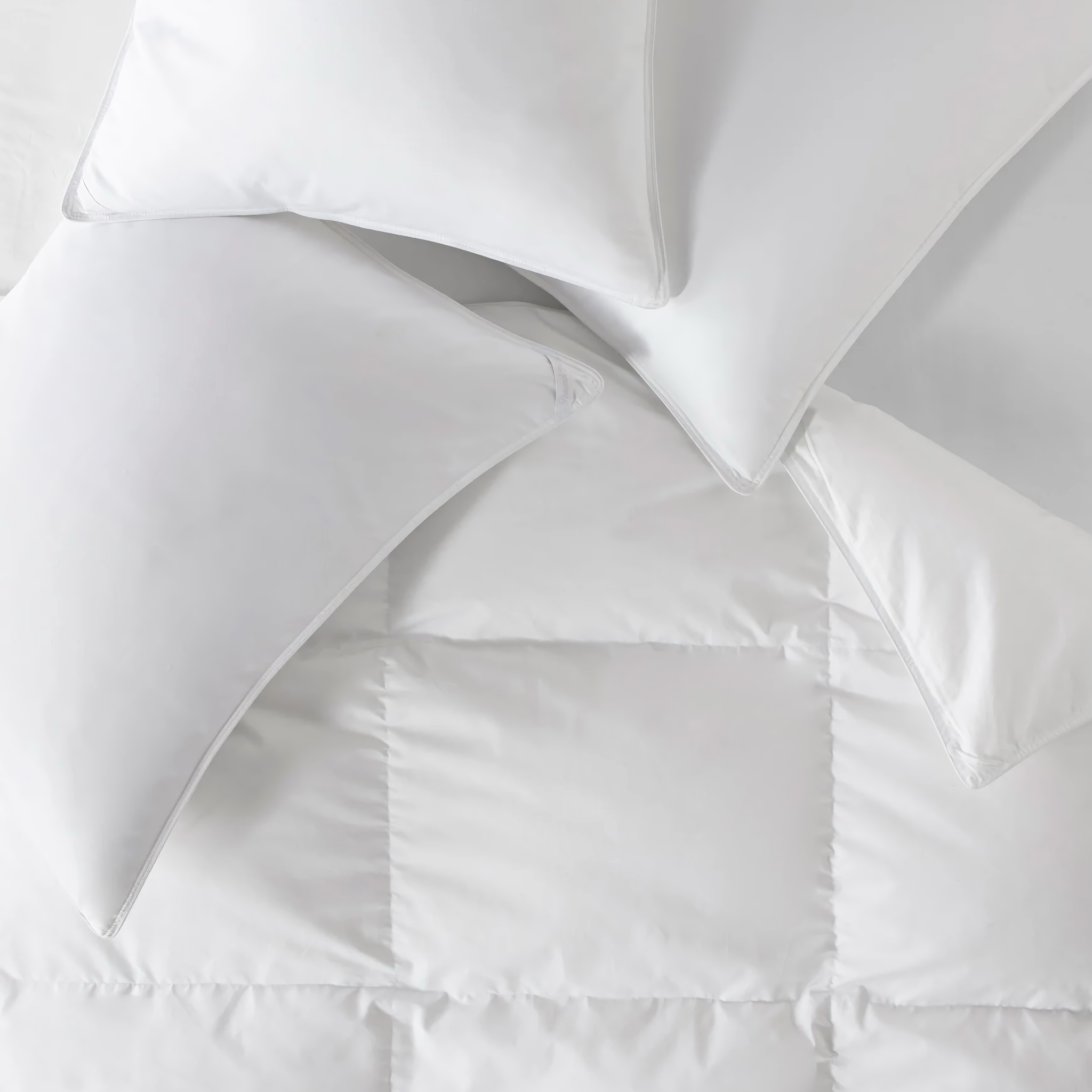Peacock Alley Canadian White Down 850 Fill Power Duvet Inserts - All-Year Weight