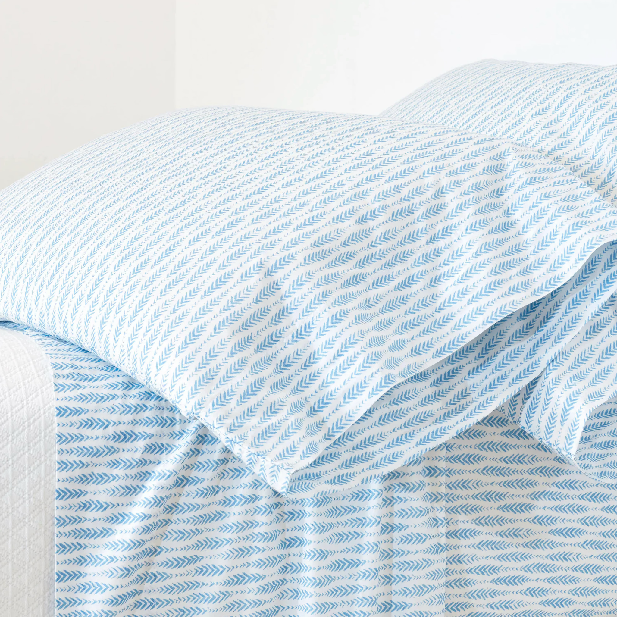 Pine Cone Hill Feather Ogee Sheet Set - French Blue