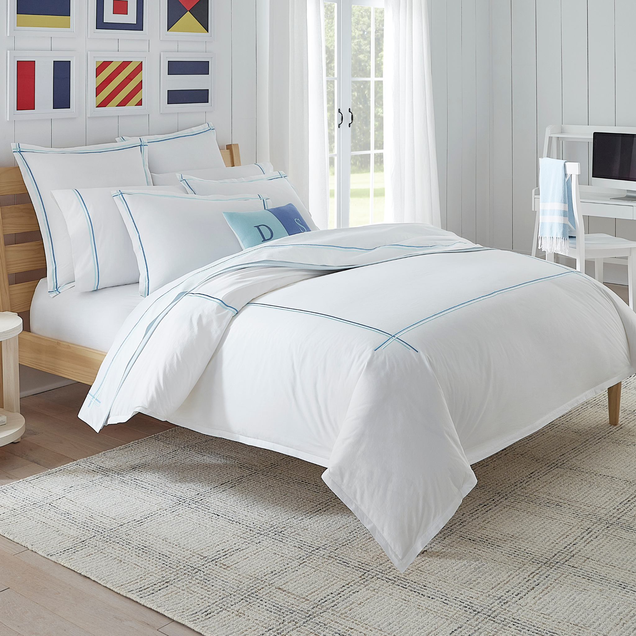 Sferra Tratto Twin XL Bedding - White/Clearwater