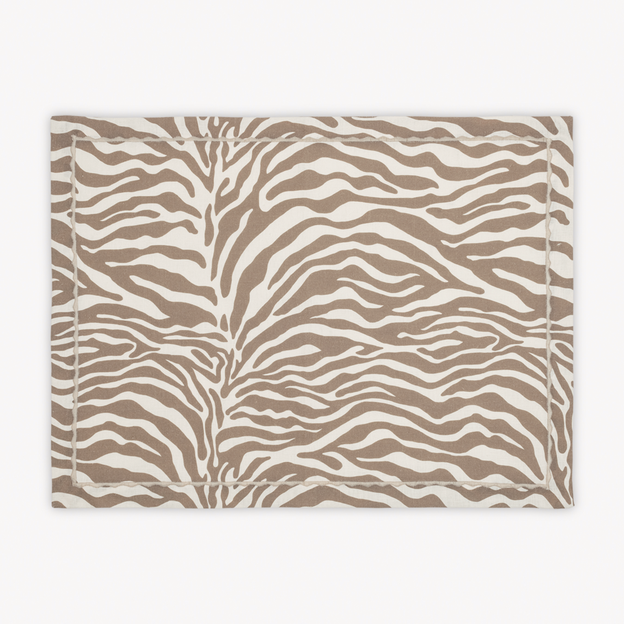 Matouk Schumacher Regine Table Linens - Coconut