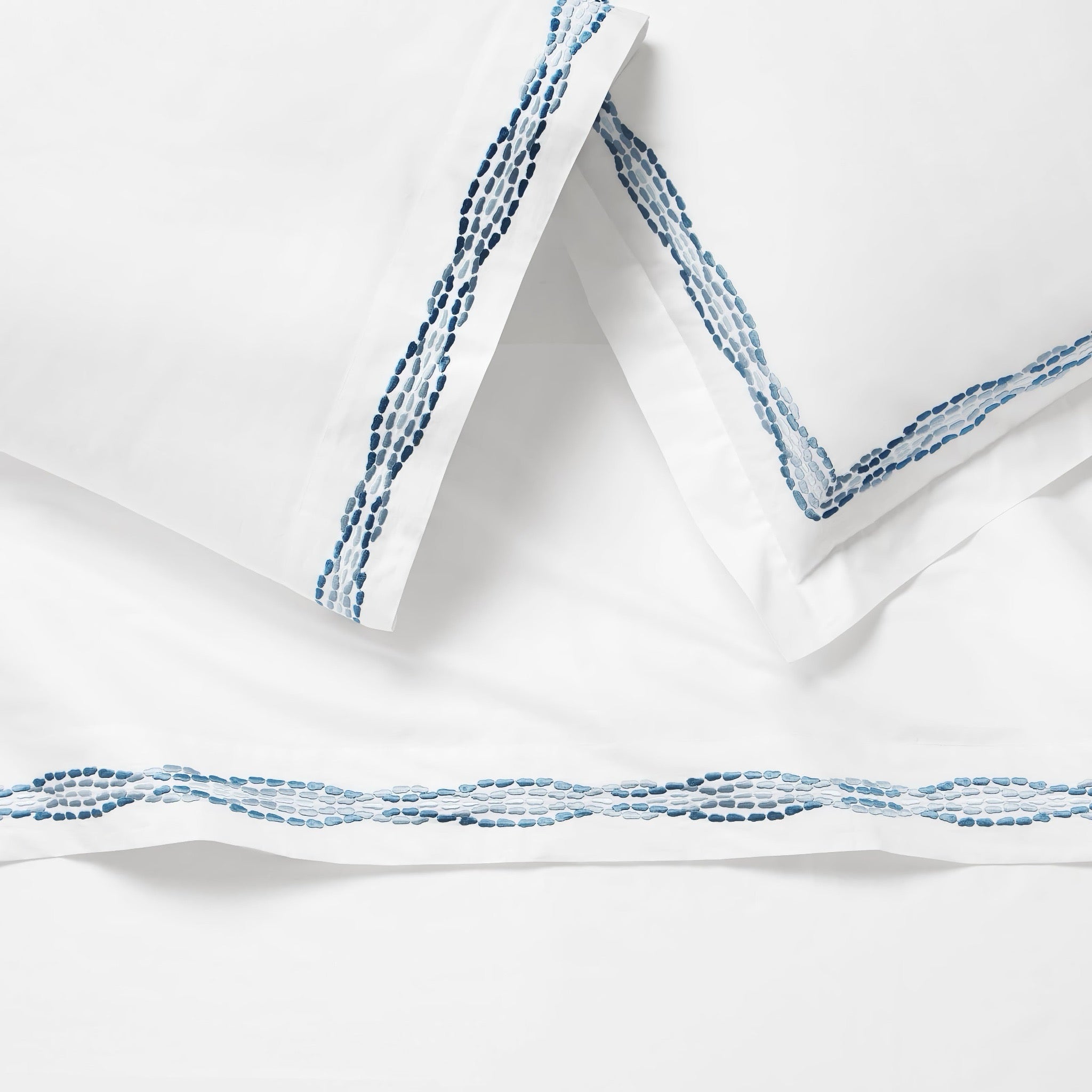Sferra X Scalamandre Cobblestones Embroidered Bedding - White/Sea