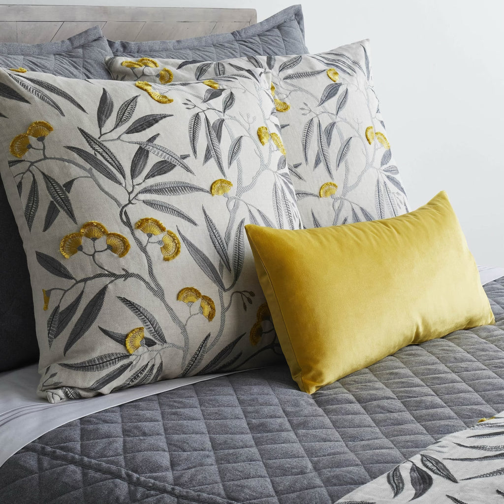 The Met x Ann Gish Alyssum Throw and Decorative Pillow - Yellow