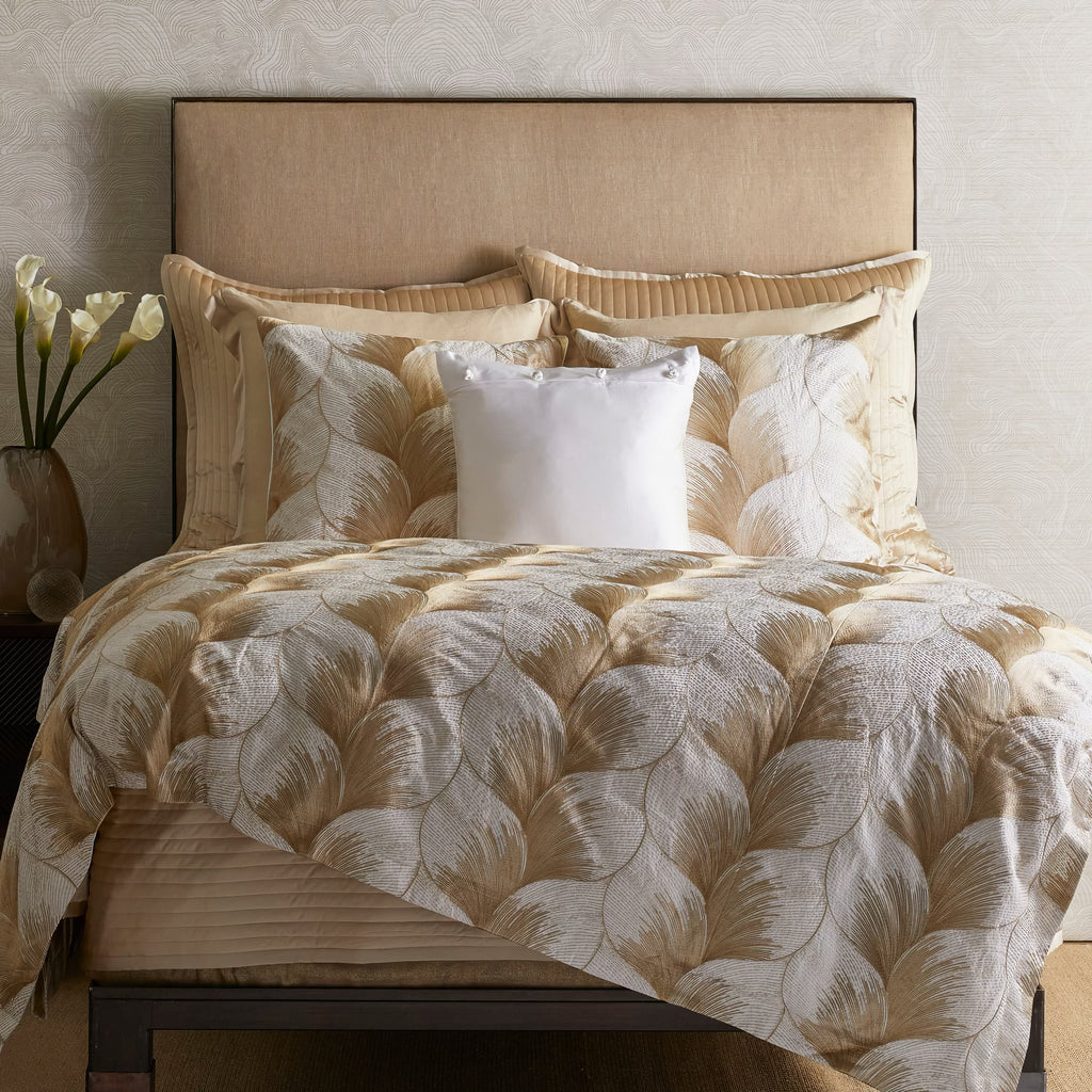 The Met x Ann Gish Fan Duvet Cover and Decorative Pillow - White/Gold
