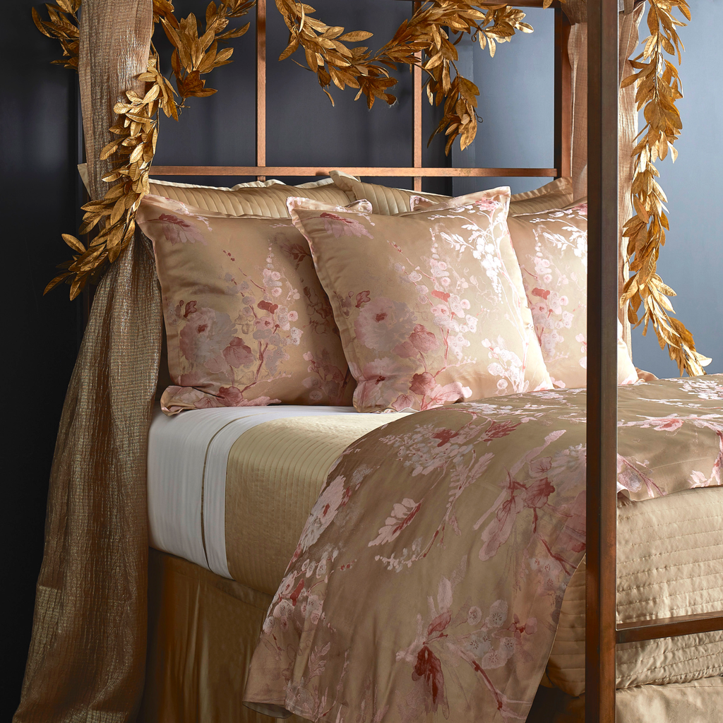 The Met x Ann Gish Jardin Fleur Duvet Cover and Sham - Pink/Gold