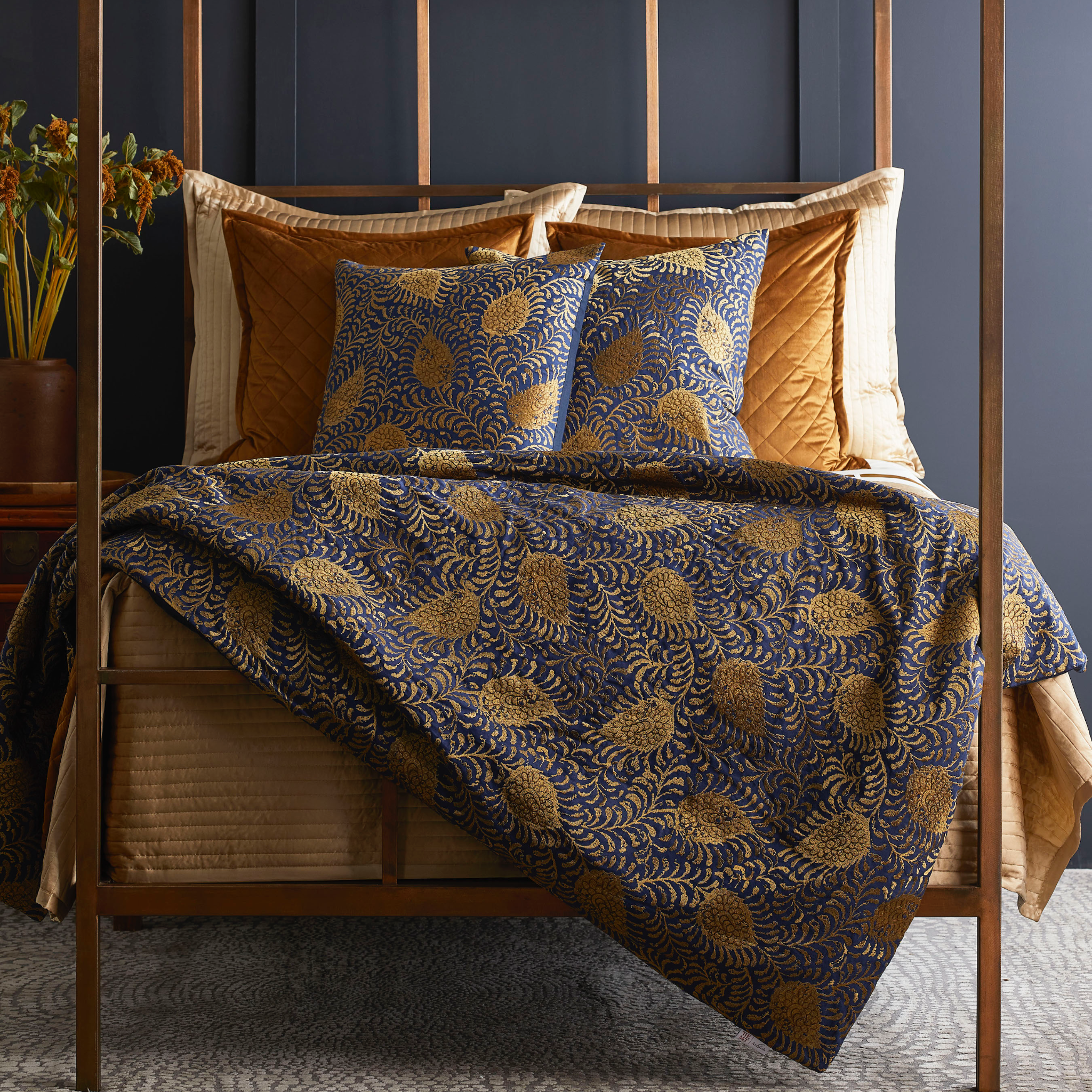 The Met x Ann Gish Kinrande Duvet Cover and Sham - Marine/Gold
