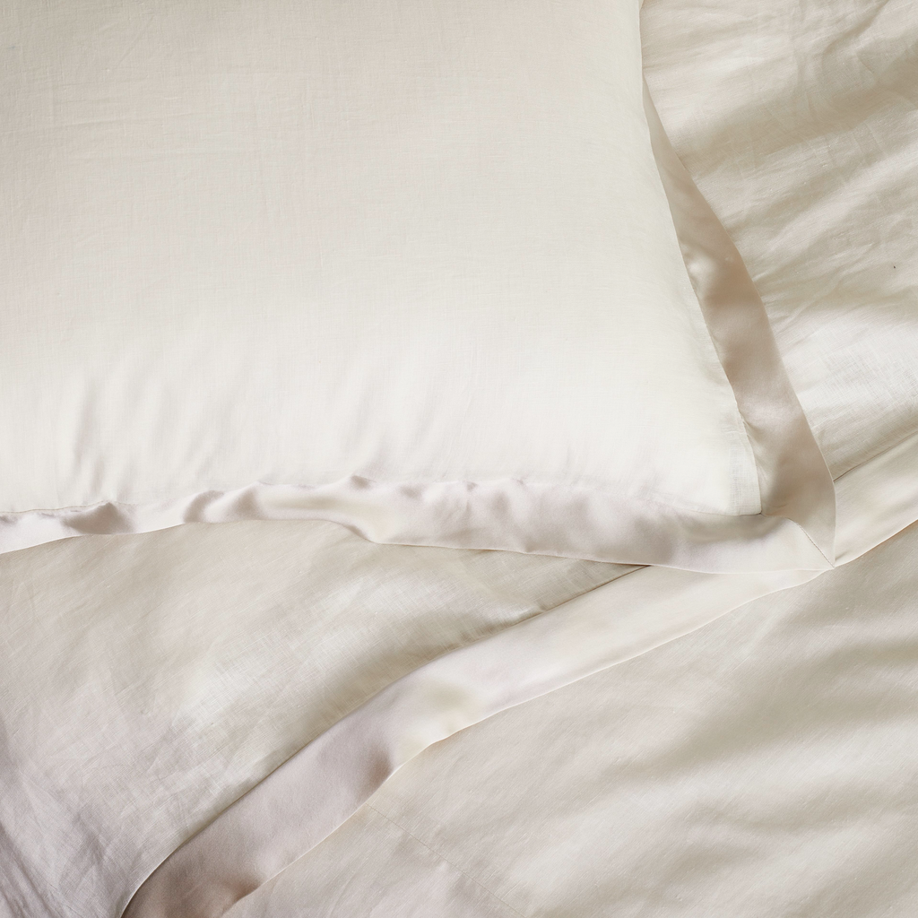 The Met x Ann Gish Lover's Kimono Duvet Cover and Sham - Silver