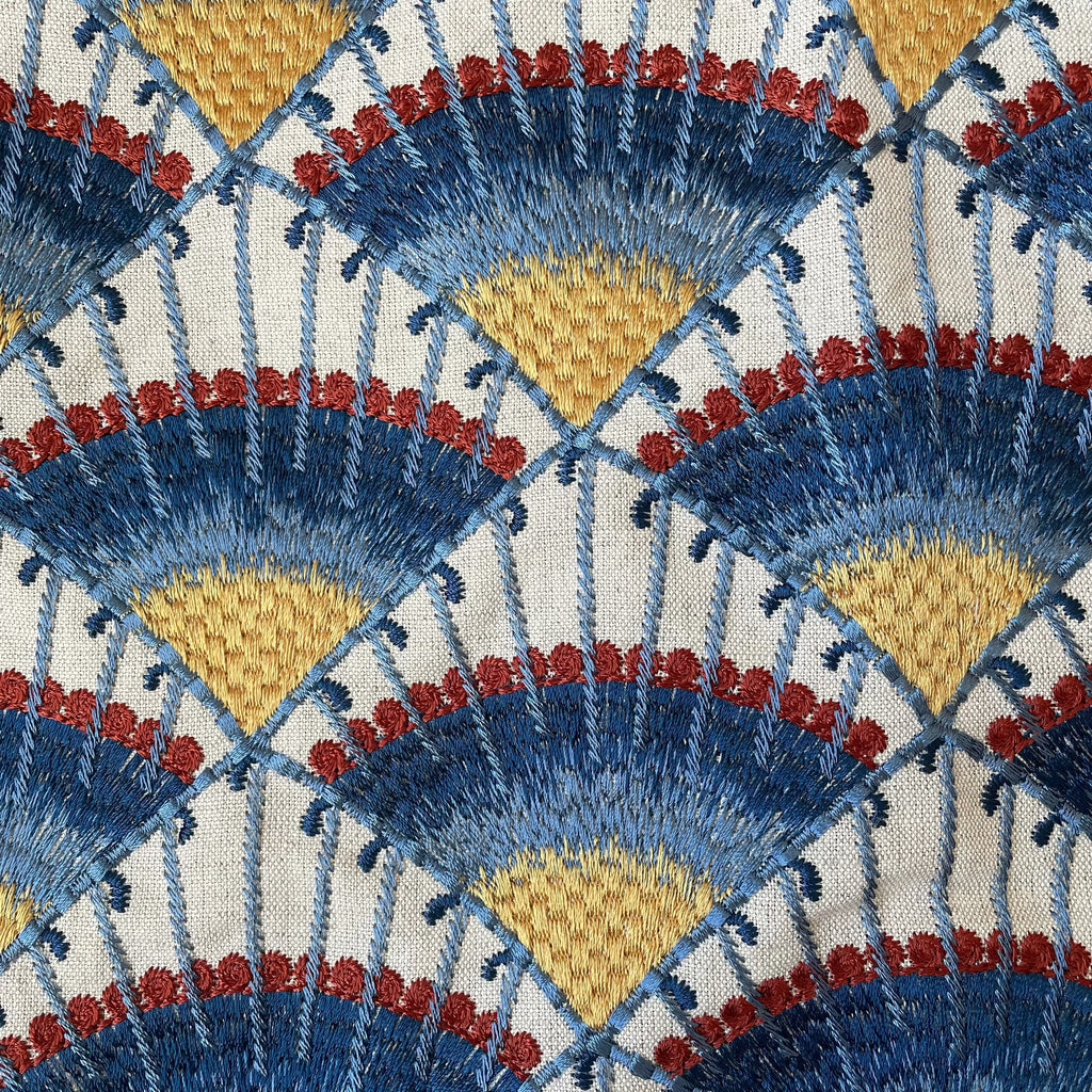 The Met x Ann Gish Maiolica Duvet Cover and Decorative Pillow - Blues