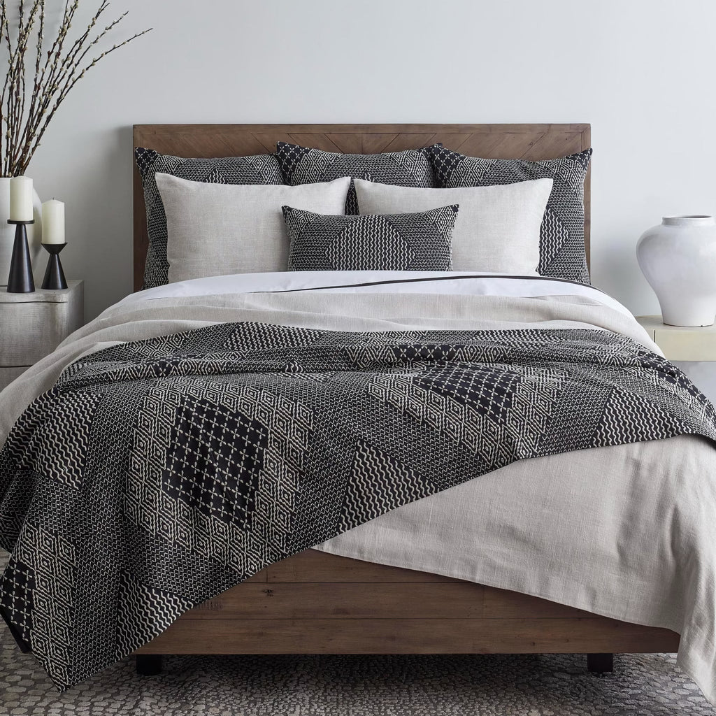 The Met x Ann Gish Sashiko Hishi-Moyo Duvet Cover and Decorative Pillow - Charcoal