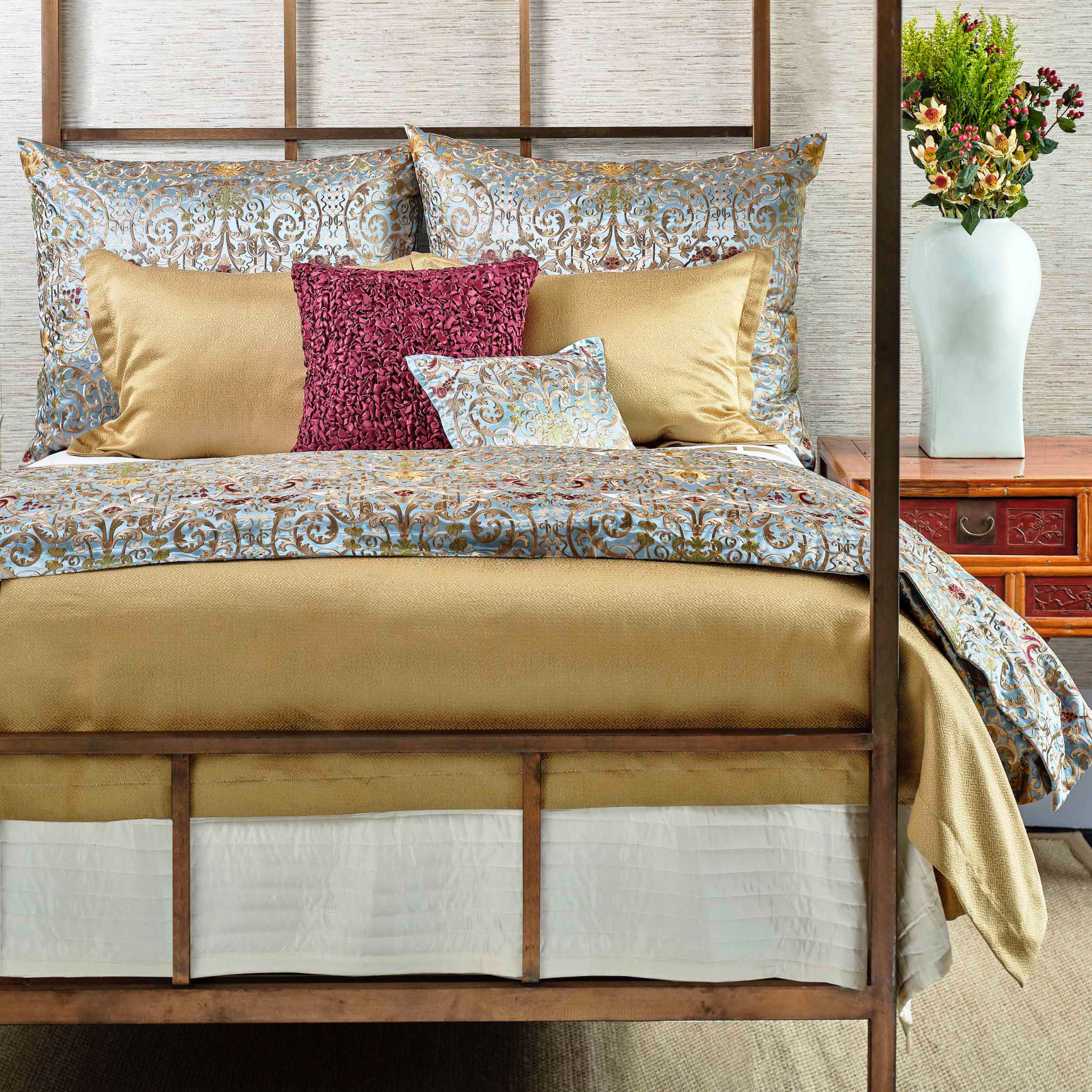 The Met x Ann Gish Venezia Duvet Cover and Decorative Pillow - Blue