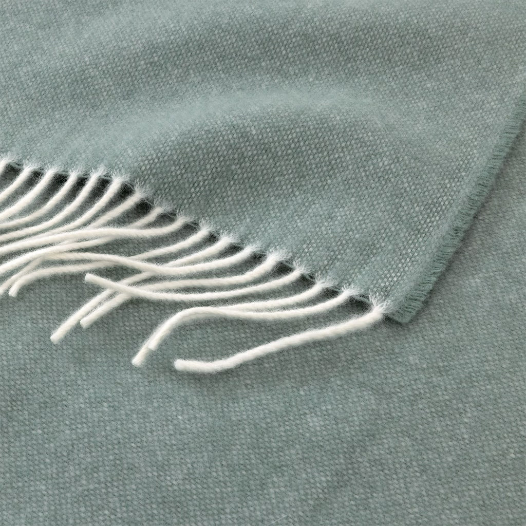 Yves Delorme Club Throw - Verones