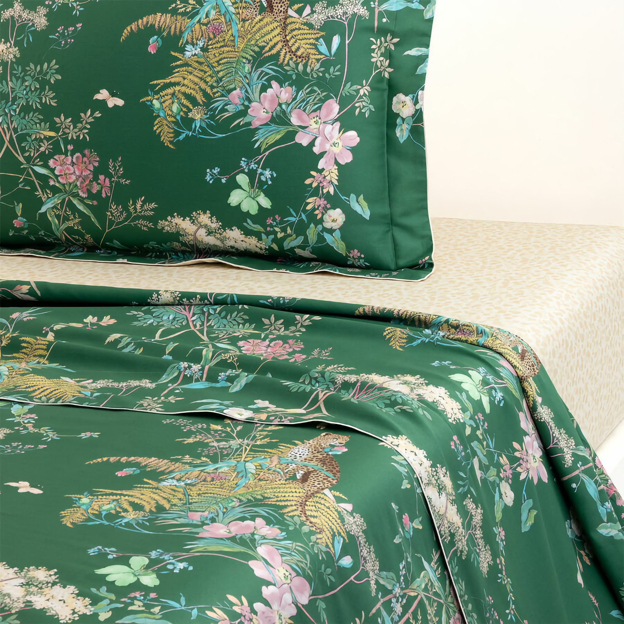 Yves Delorme Contes Bedding