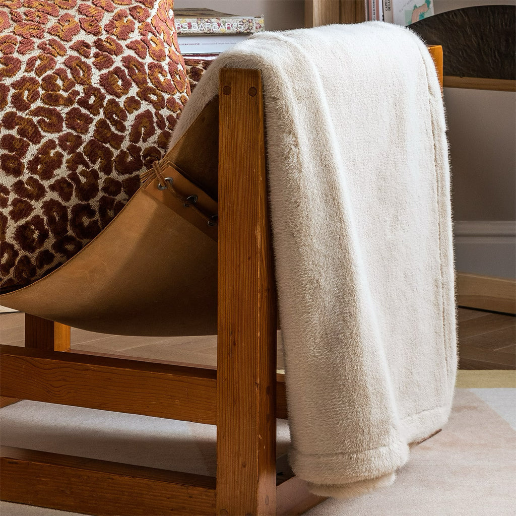 Yves Delorme Frisson Throw - Neige